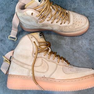 Nike Air Force 1 HighTop wheat